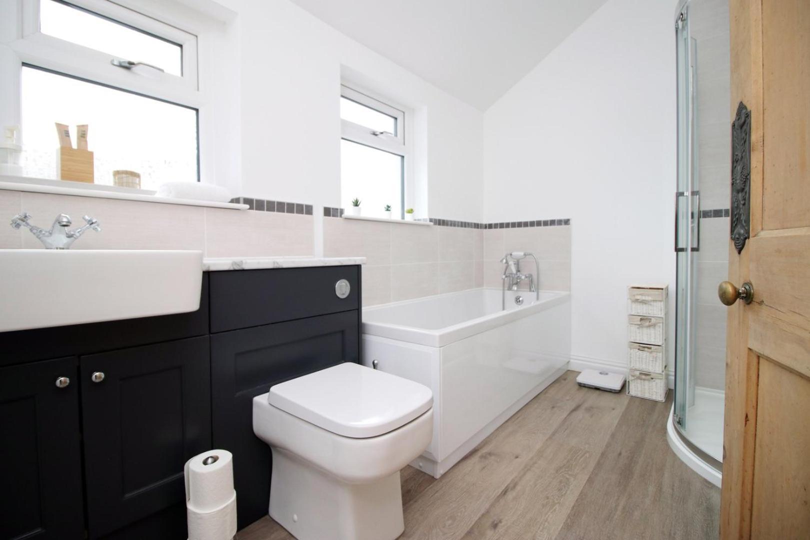 Quiet And Spacious 3 Bedroom Cardiff Zewnętrze zdjęcie